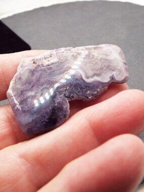ASSYMETRIC RAW EDGE AMETHYST QUARTZ PIN 41